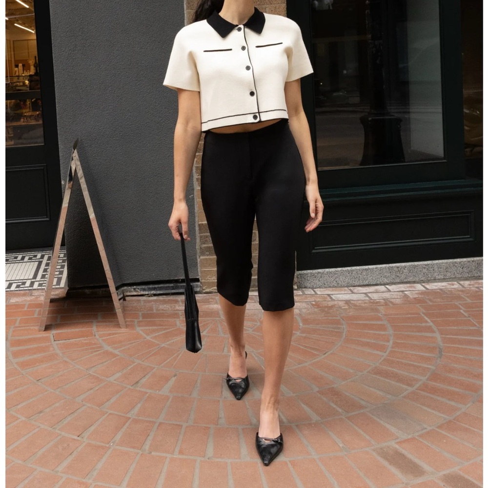 OAK + FORT Black and Cream cropped Button-Up Top
